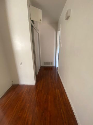 333 E Linden, Reedley, CA 93654