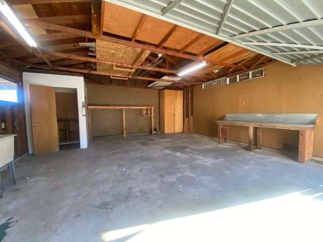 333 E Linden, Reedley, CA 93654