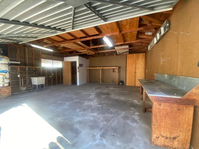 333 E Linden, Reedley, CA 93654