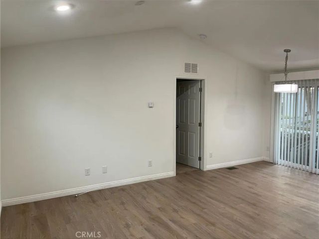 520 Pine 4, Goleta, CA 93117