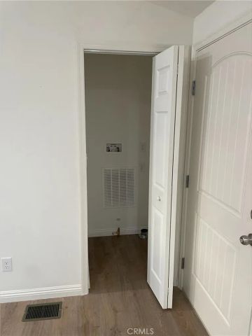 520 Pine 4, Goleta, CA 93117