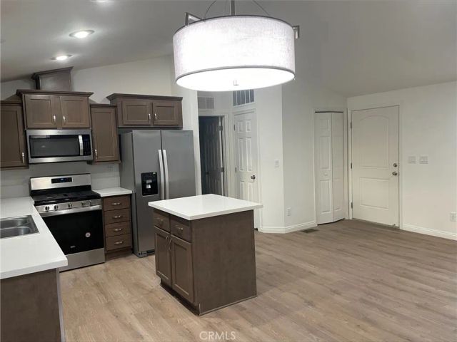 520 Pine 4, Goleta, CA 93117