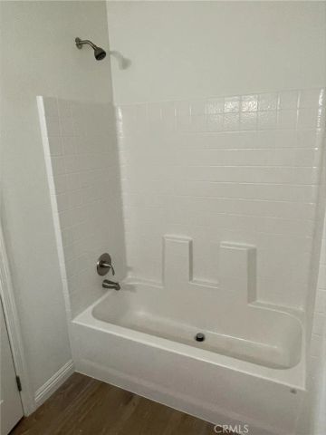 520 Pine 4, Goleta, CA 93117
