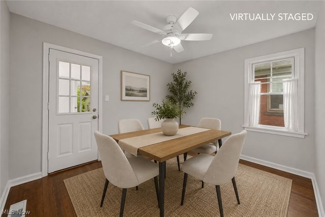 3504 E Scarborough Road, Cleveland Heights, OH 44118