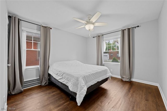 3504 E Scarborough Road, Cleveland Heights, OH 44118