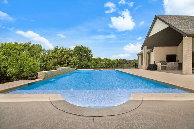 349 Tender Spring Lane, Sunnyvale, TX 75182