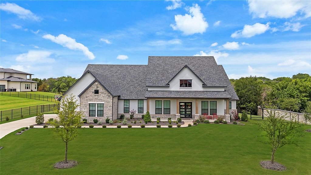 349 Tender Spring Lane, Sunnyvale, TX 75182