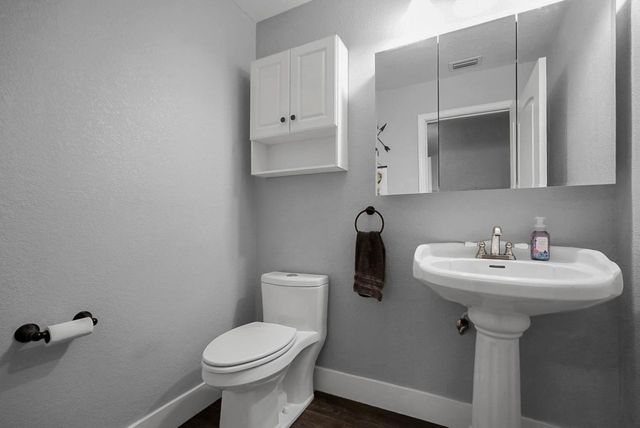 73 S Obsidian Dr, Oakdale, CA 95361