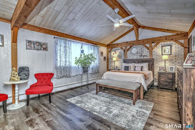 225 Meriden Road, Waterbury, CT 06705