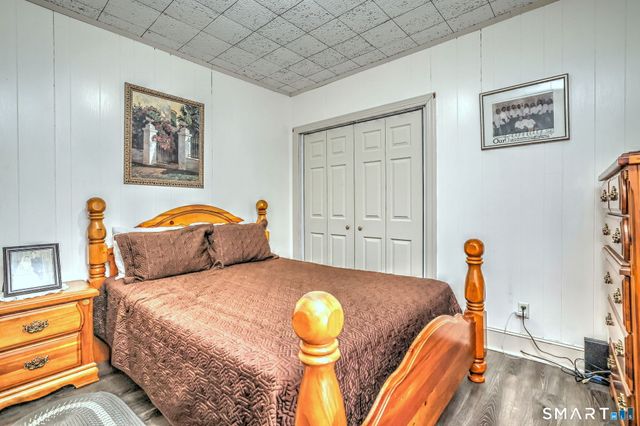 225 Meriden Road, Waterbury, CT 06705