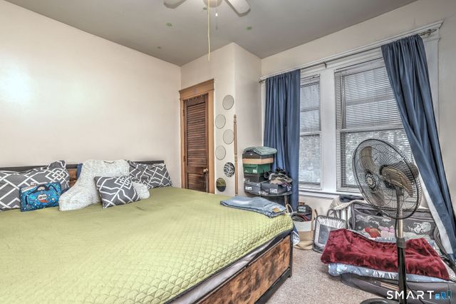 225 Meriden Road, Waterbury, CT 06705