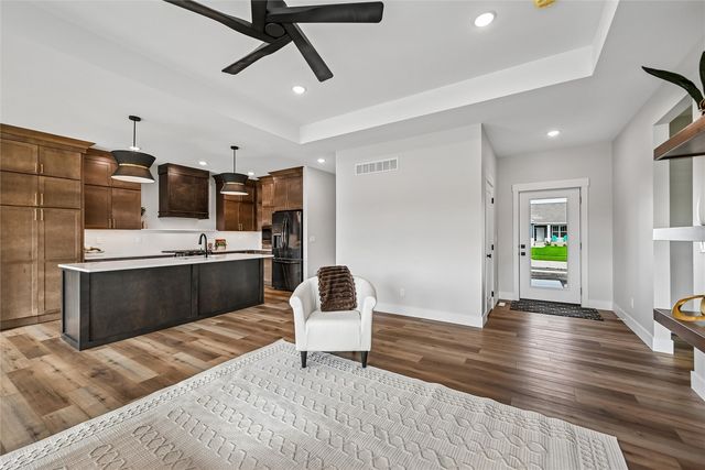 1423 Echo Ridge Lane, Marion, IA 52302
