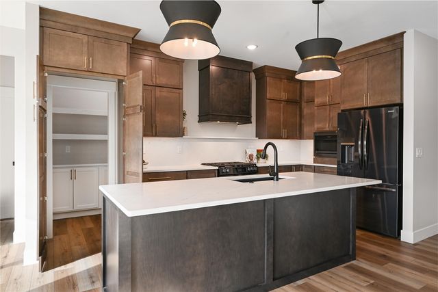 1423 Echo Ridge Lane, Marion, IA 52302