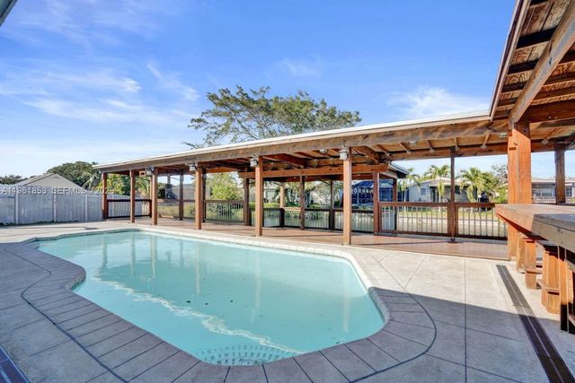 6617 Dahlia Drive, Miramar, FL 33023