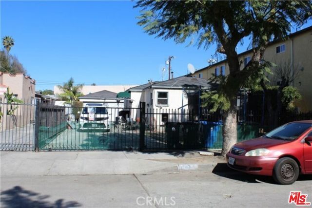 11429 Emelita Street, Los Angeles, CA 91601