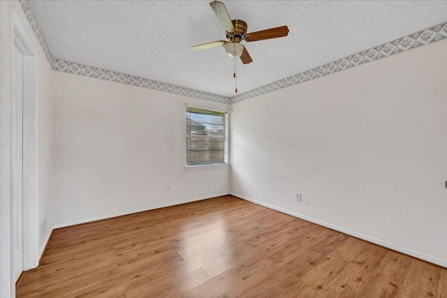 306 Swan Ridge Place, Duncanville, TX 75137