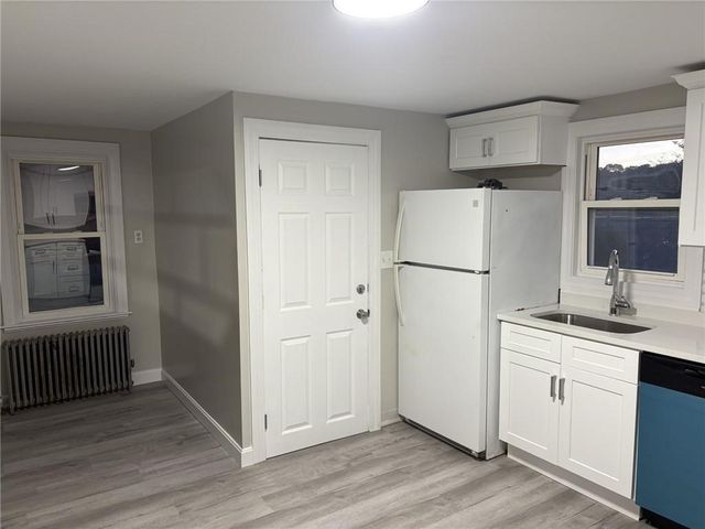 610 Killingly St 2, Johnston, RI 02919