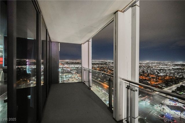 4381 FLAMINGO Road 2201, Las Vegas, NV 89103