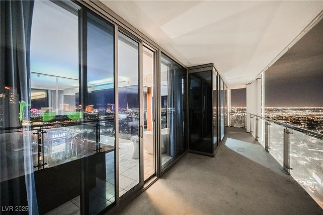 4381 FLAMINGO Road 2201, Las Vegas, NV 89103