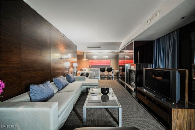 4381 FLAMINGO Road 2201, Las Vegas, NV 89103