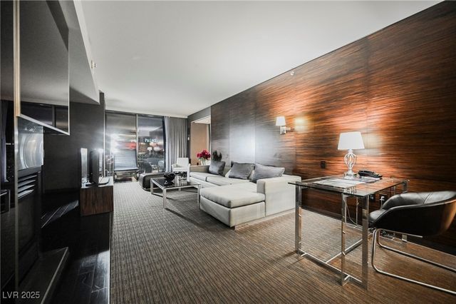 4381 FLAMINGO Road 2201, Las Vegas, NV 89103