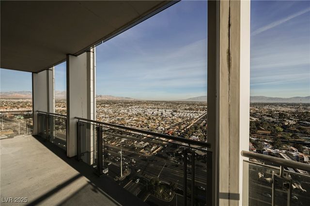 4381 FLAMINGO Road 2201, Las Vegas, NV 89103