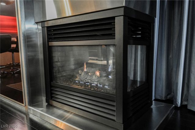 4381 FLAMINGO Road 2201, Las Vegas, NV 89103