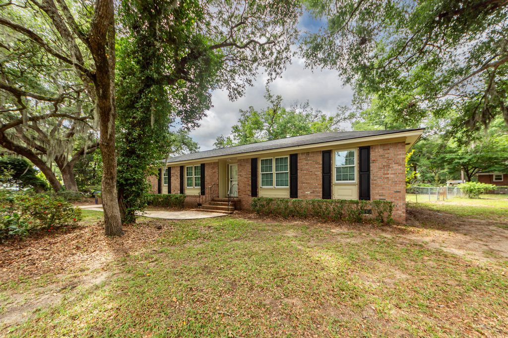 777 Bonham Drive, Charleston, SC 29412