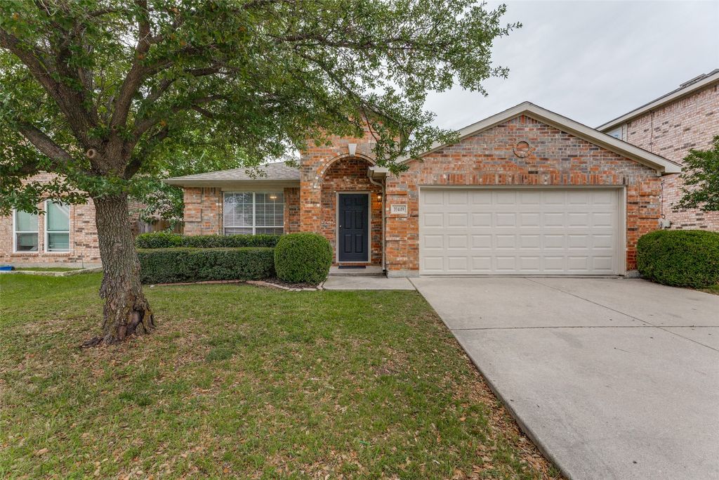 10449 Winding Passage Way, Fort Worth, TX 76131