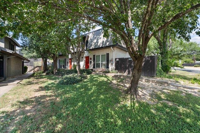 1703 Coronado Hills DR 102, Austin, TX 78752