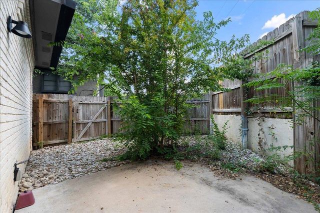 1703 Coronado Hills DR 102, Austin, TX 78752