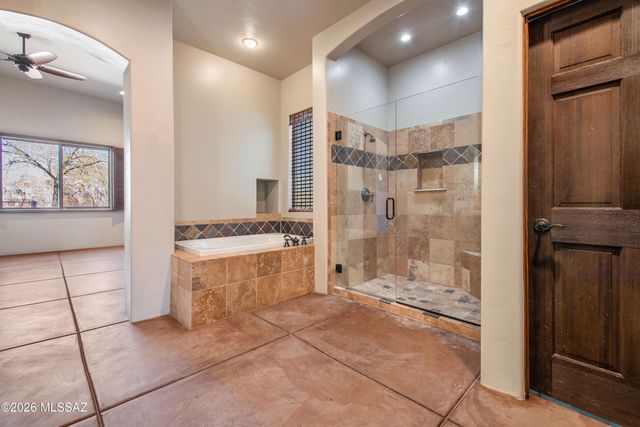 6020 W Potvin Lane, Tucson, AZ 85742