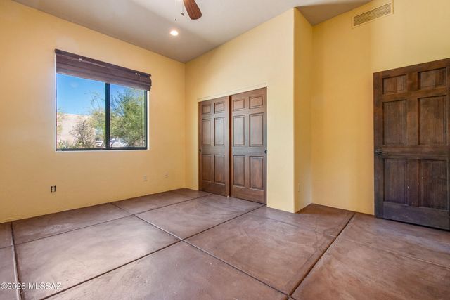 6020 W Potvin Lane, Tucson, AZ 85742