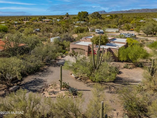 6020 W Potvin Lane, Tucson, AZ 85742