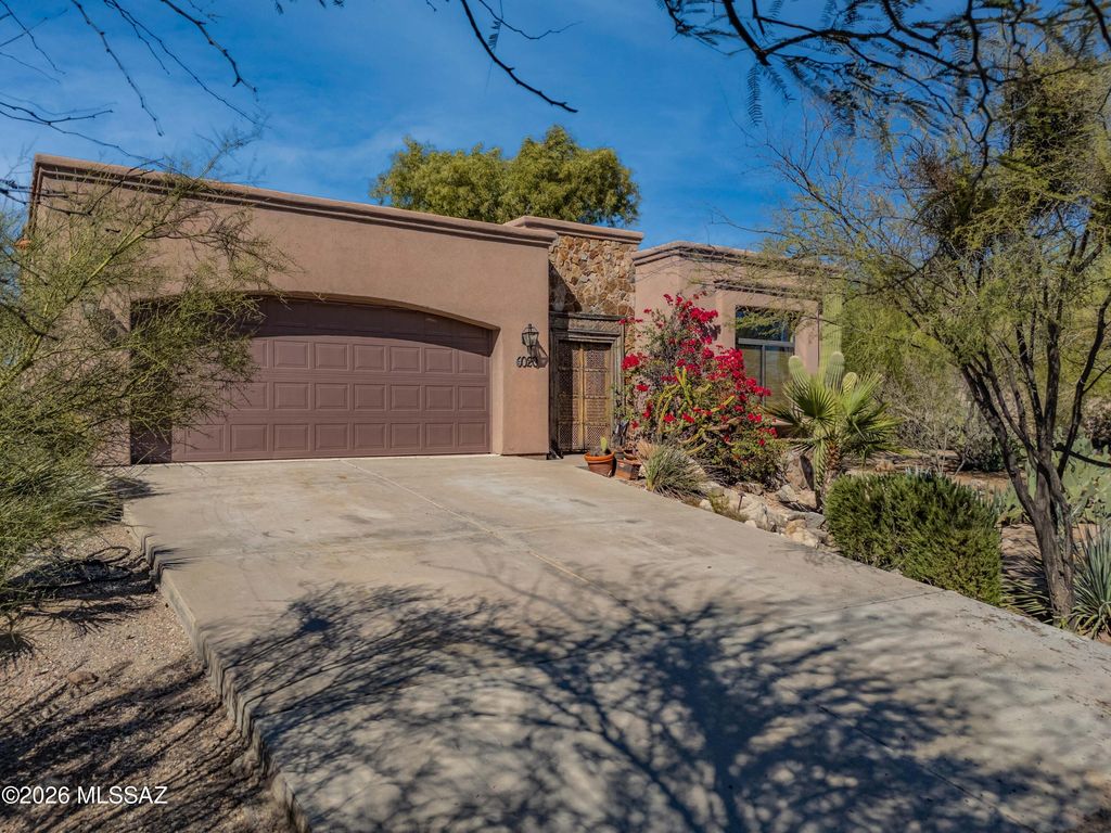 6020 W Potvin Lane, Tucson, AZ 85742