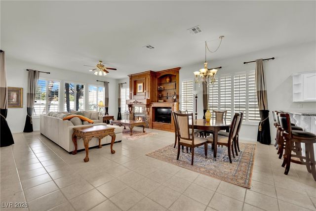 8012 Gothic Avenue, Las Vegas, NV 89117