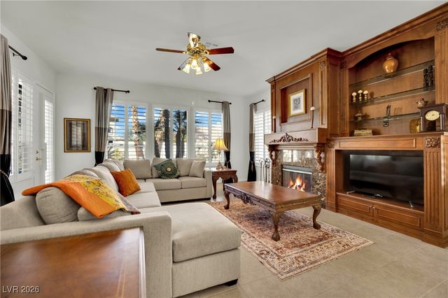 8012 Gothic Avenue, Las Vegas, NV 89117