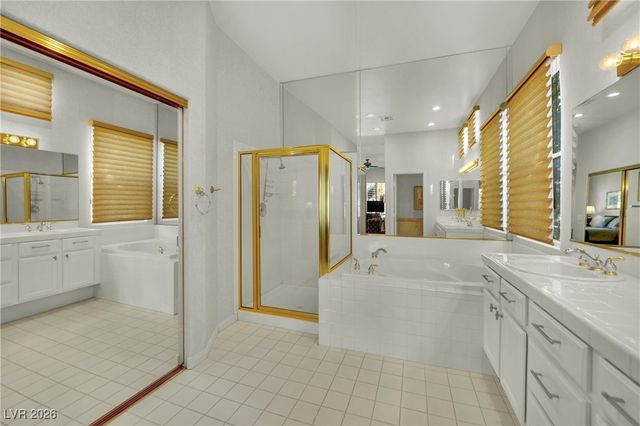 8012 Gothic Avenue, Las Vegas, NV 89117