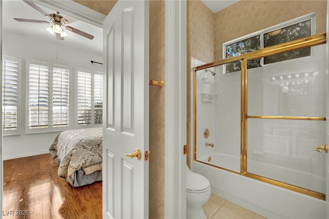 8012 Gothic Avenue, Las Vegas, NV 89117