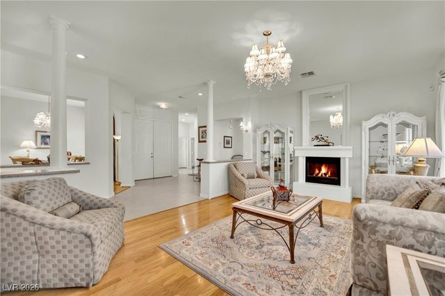 8012 Gothic Avenue, Las Vegas, NV 89117