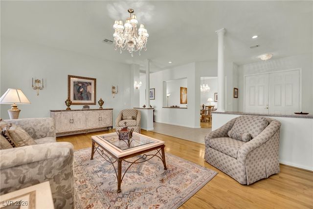 8012 Gothic Avenue, Las Vegas, NV 89117