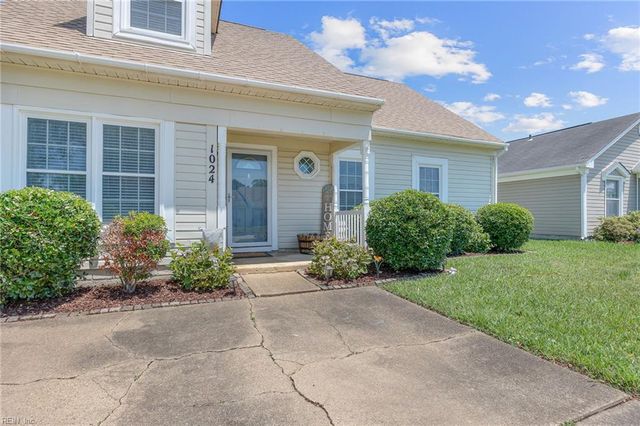 1024 Blairmore DR, Virginia Beach, VA 23454