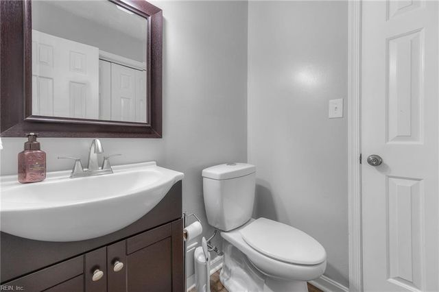 1024 Blairmore DR, Virginia Beach, VA 23454