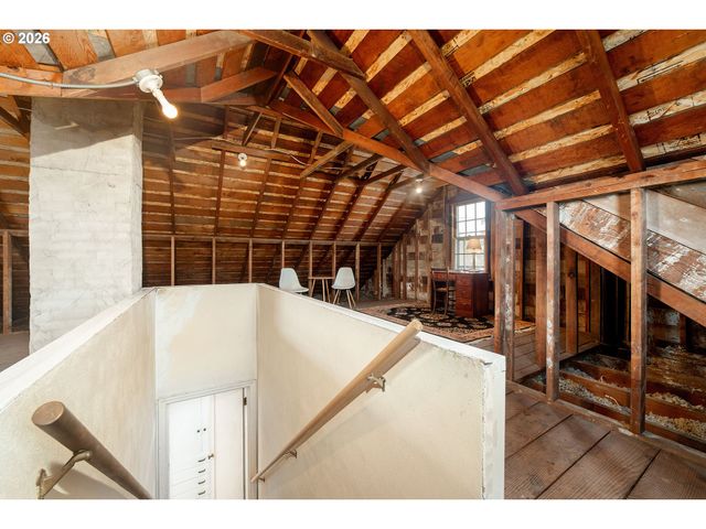 6015 N OBERLIN St, Portland, OR 97203