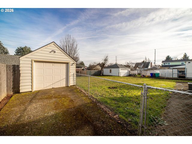 6015 N OBERLIN St, Portland, OR 97203