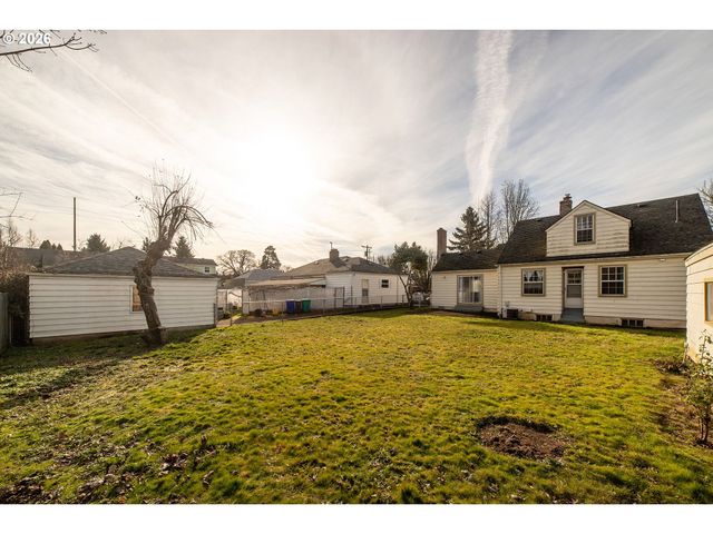 6015 N OBERLIN St, Portland, OR 97203