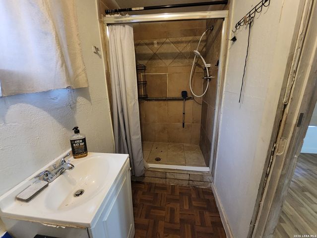 2613 COLIMA ST, San Antonio, TX 78207