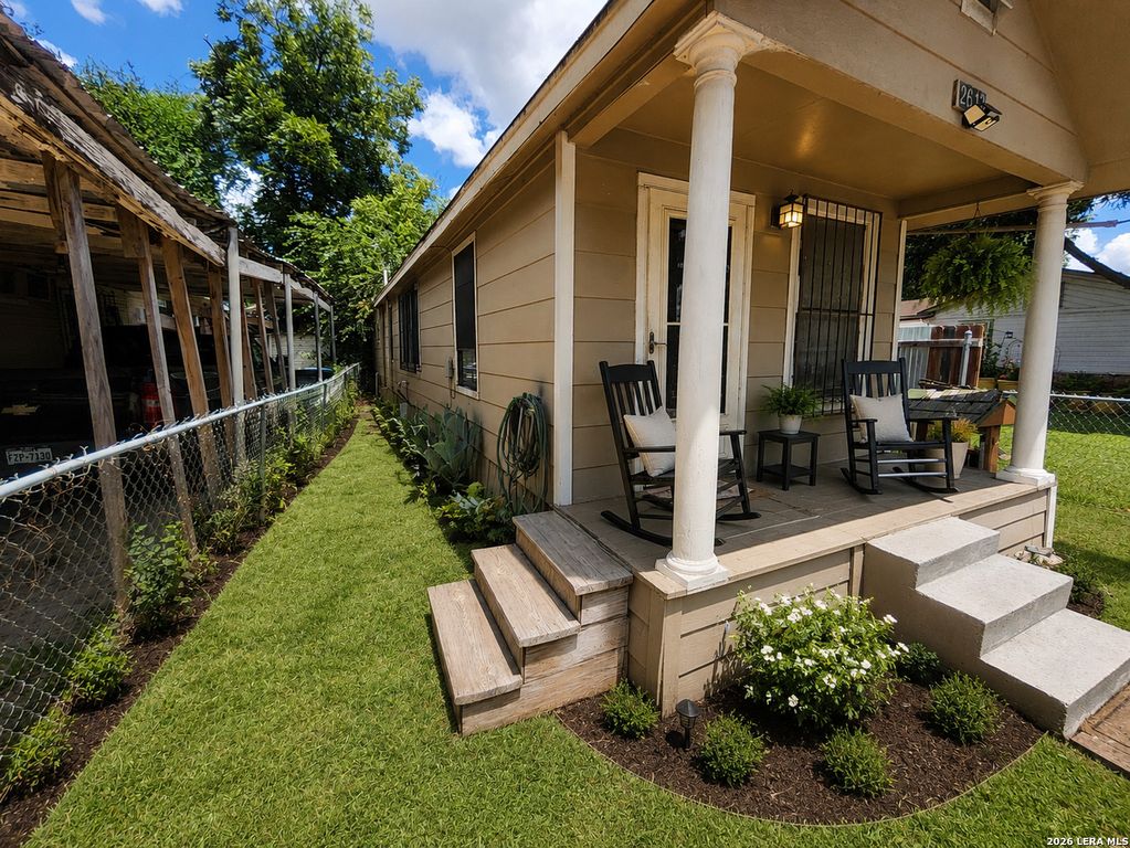 2613 COLIMA ST, San Antonio, TX 78207