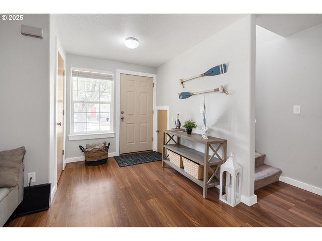 1138 W 30TH St, Vancouver, WA 98660
