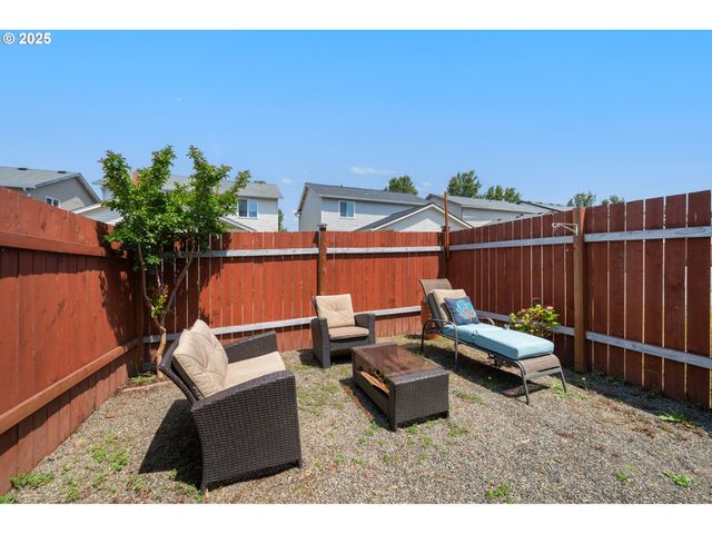 1138 W 30TH St, Vancouver, WA 98660